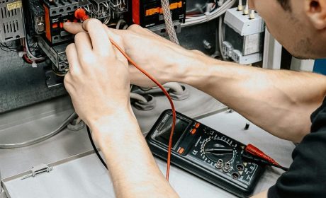 Captura de vídeo configuración tierra y neutro inversor modo isla off-grid 120V-0V